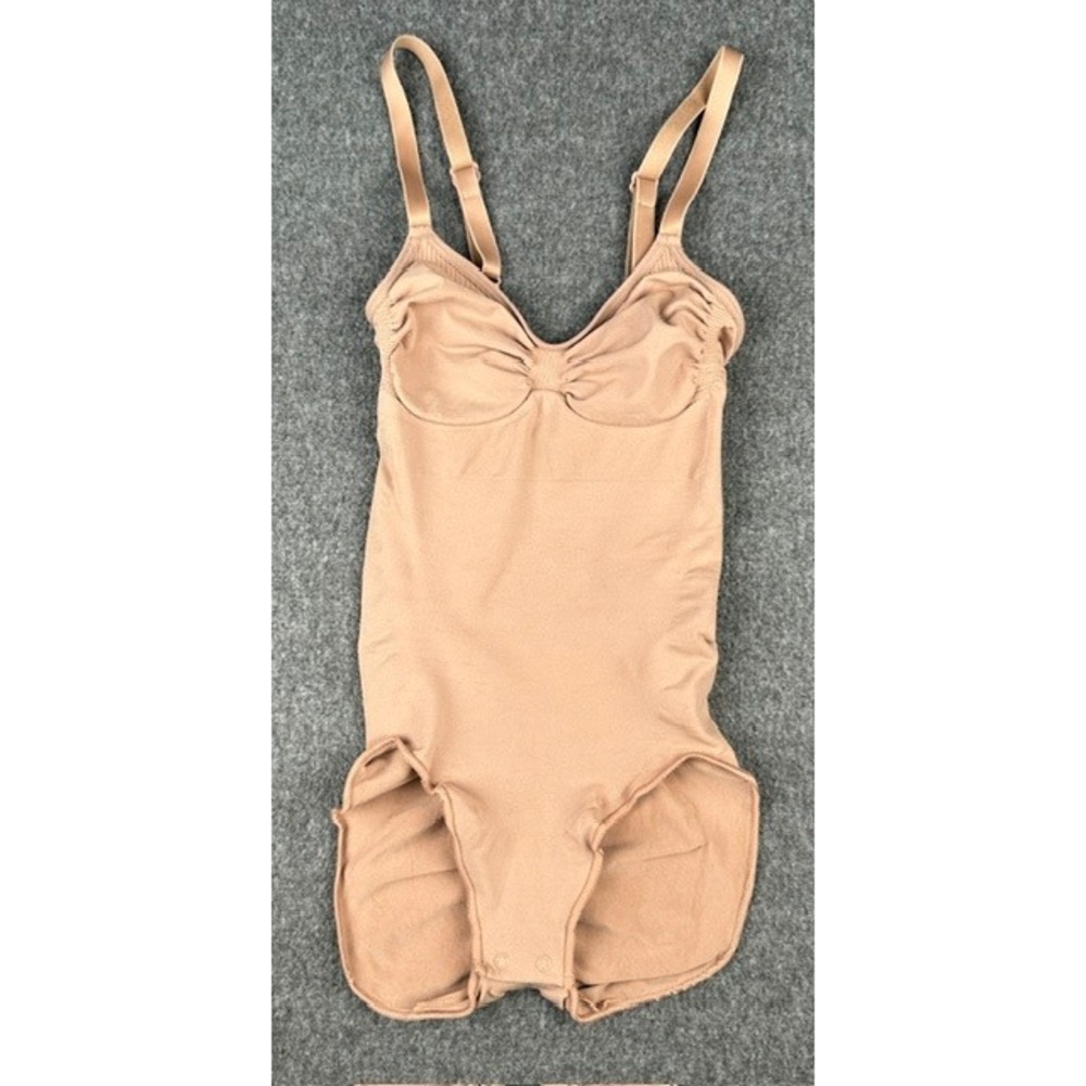 SKIMS Seamless Sculpt Bodysuit Brief XXS Nude Clay Shapewear Cami Straps Read